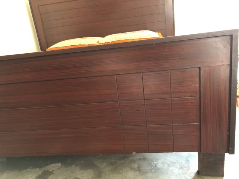 King size bed 3