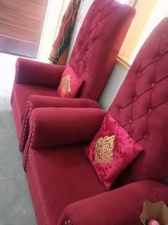2 royal single sofas sitter