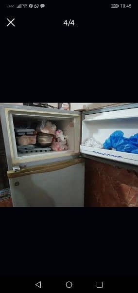 refrigerator/ fridge original gas 3