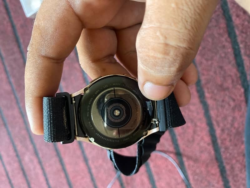 samsung Galaxy watch S4 3