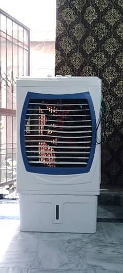 Air cooler for sale use just 4 days condition 10/10