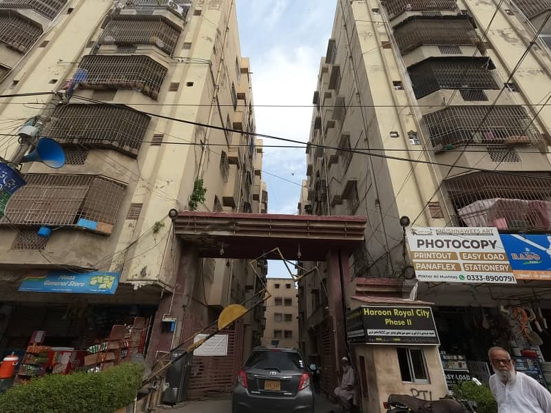 Centrally Located Prime Location Flat In Gulistan-E-Jauhar Block 17 Is Available For Sale 1