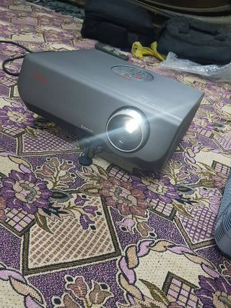 projector 1