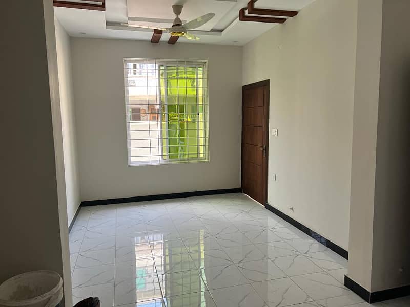 5 MARLA DOUBLE STORY HOUSE AVAILABLE FOR SALE IN PAKISTAN TOWN PWD ISLAMABAD 10