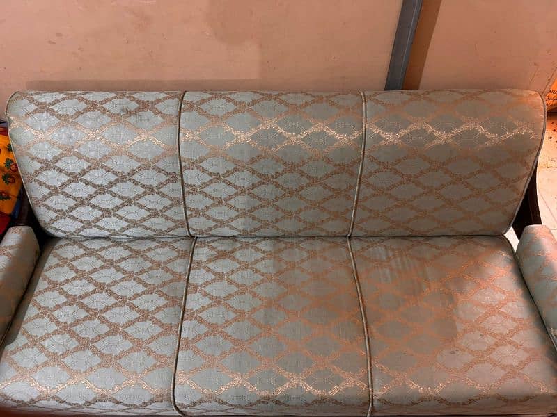 5 Seater Used Sofa Just Like Brand New 5
