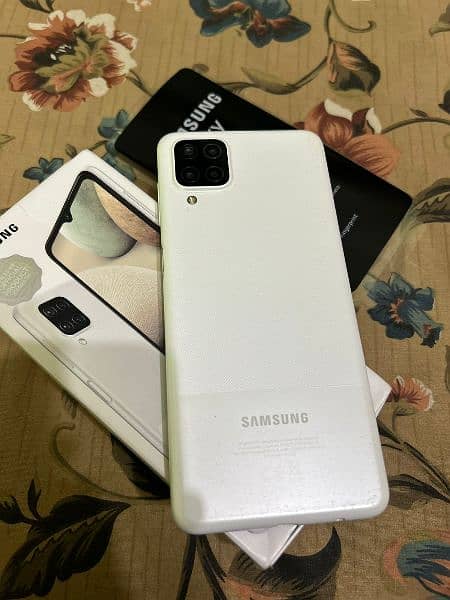 Samsung a12 (white) 64gb 1