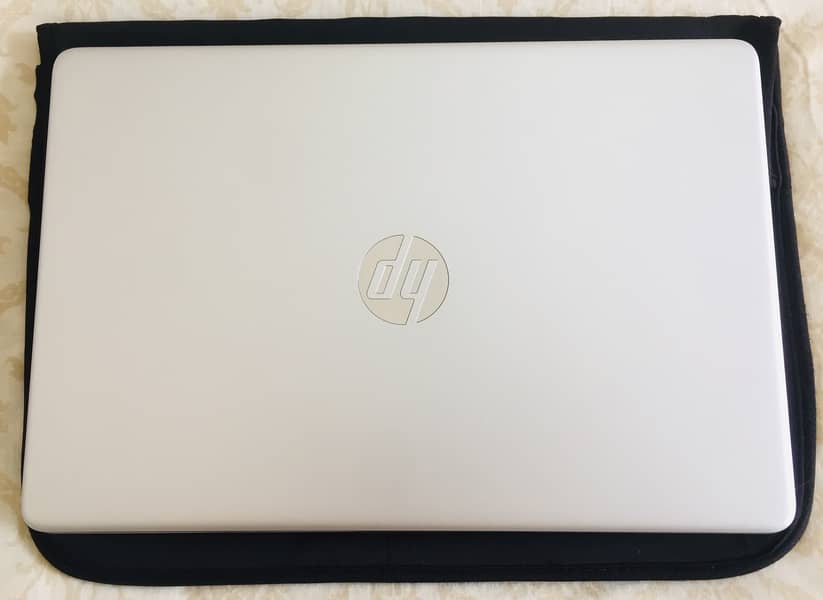 HP Laptop 15s-fq5098TU 2