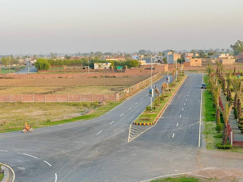 BOOK YOUR 5 MARLA PLOT ON JUST 2 LAC WITH 5 YEARS PLAN IN ARABIAN CITY 6