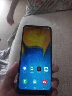 samsung galaxy a20