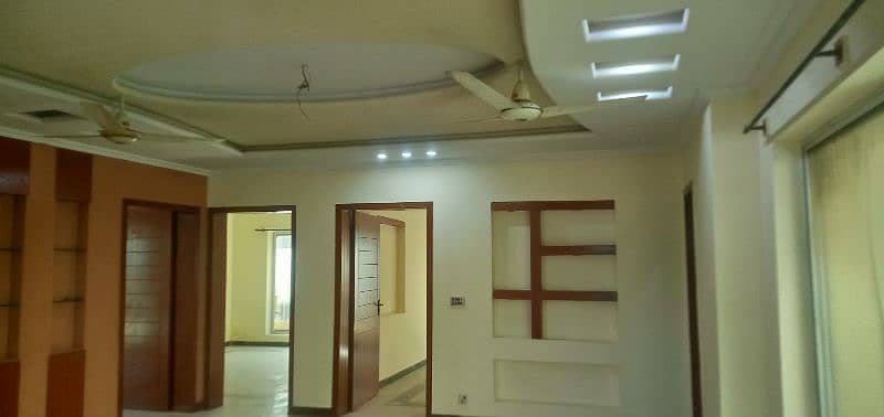 Double Road 1 kanel upper portion for rent F15 Islamabad 0