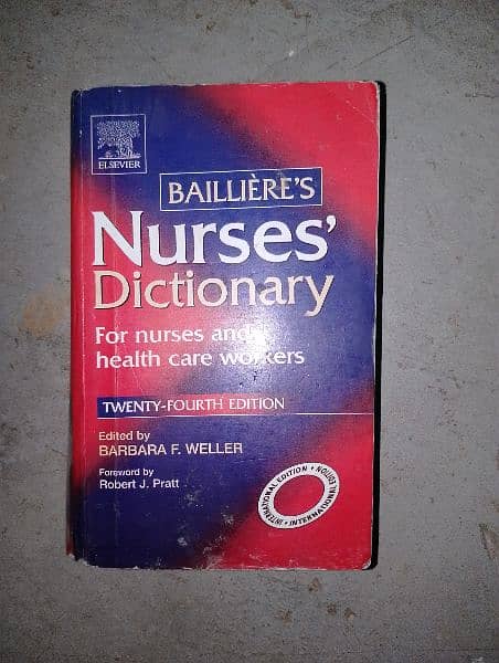 nursing books (genuine) in 10/10 condition 8