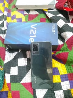 Vivo V 21 e urgent sale Condition 10 by 10