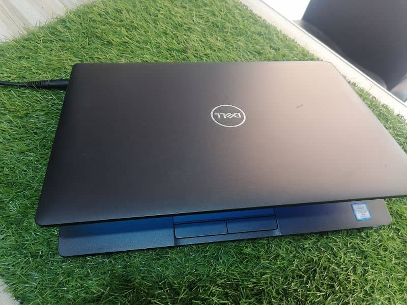 Dell 5400 i7 8th gen with glass less touch screen 4
