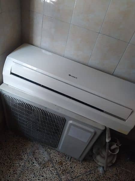 Gree 1.5 ton AC 10/10 condition 1