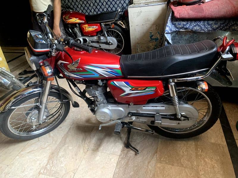 Total Genuine Like brand new 2023 model Honda 125 0