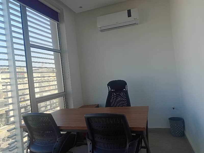 8 MARLA FURNISHED OFFICE FLOOR AVAILABLE FOR RENT FACING COURTYARD 16