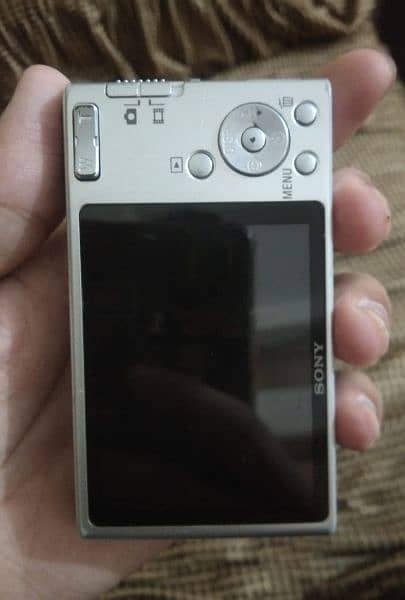 Sony Cyber-shot 14.1 Megapixels 2