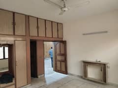 1 Kanal House For Rent In F-11 0