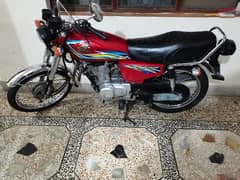 Honda 125 only 27000 km driven just like new