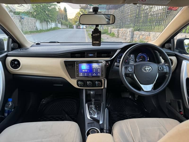 Toyota Corolla Altis 1.6 2017 7