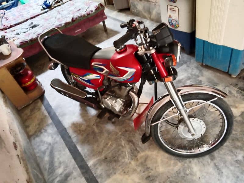 Honda cg 125 fit bike all Punjab ka number ha 4