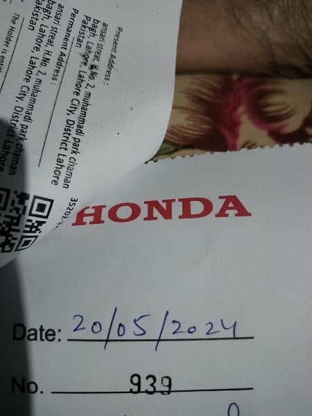 Honda 125 black color 360 kilometres used 20/5/2024 ko liya hai 8