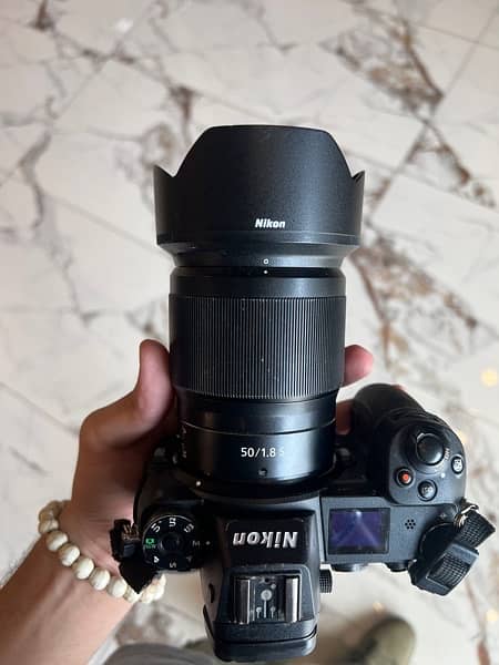 z6 with 50mm 1.8 S +24/70 F4 S with 2 sqd card 64gb 120gb 7
