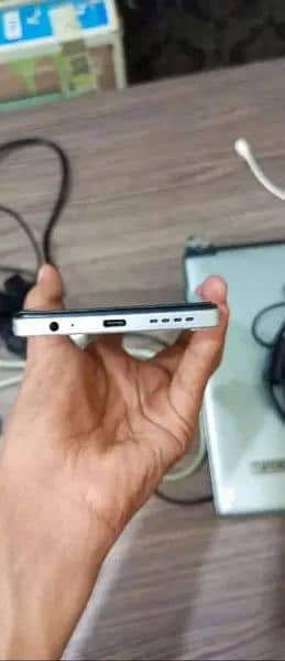 Infinix hot 30 8+8 128 1