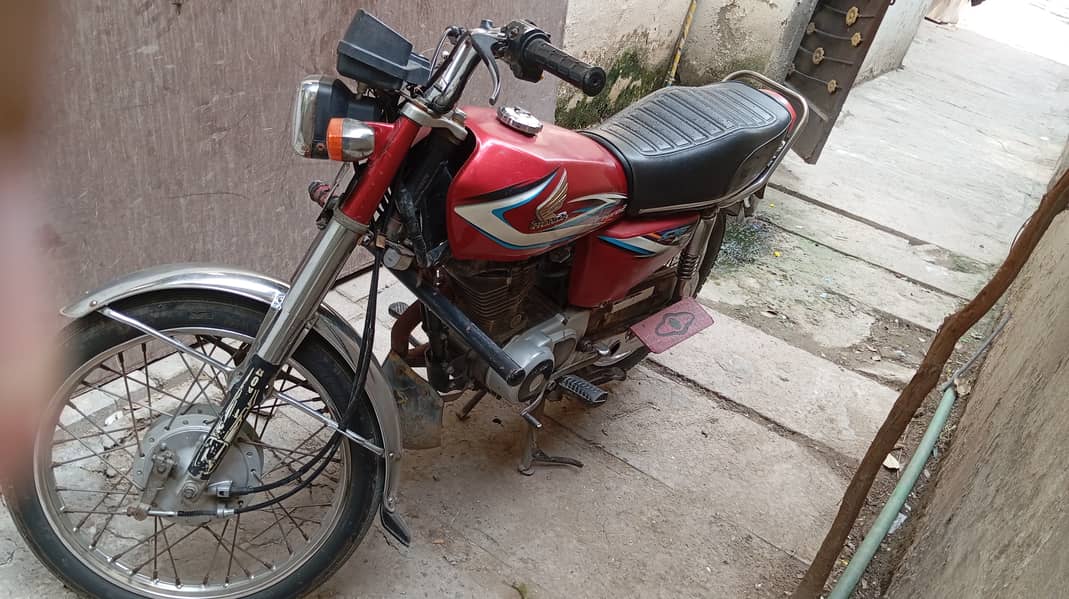 Honda CG 125 2015 1