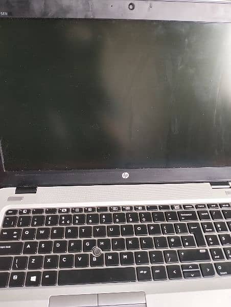 HP laptop . model. 850g3. 
cro. i7.6gen
8gb. 256gb. ssd
15.0. inch. 4