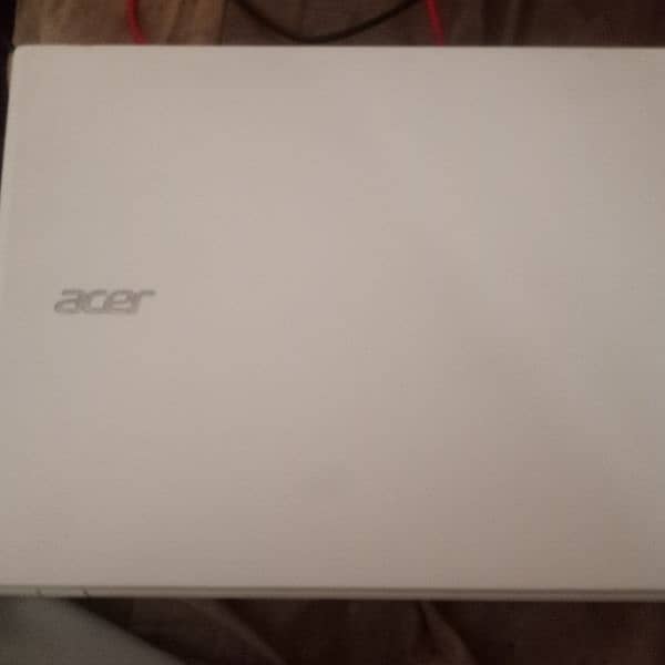 Acer Aspire E15 Core i5 6th generation with 8gb ram and 256 gb SSD 3