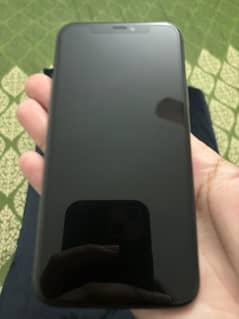 Iphone 11 pro for sale in good condition 0