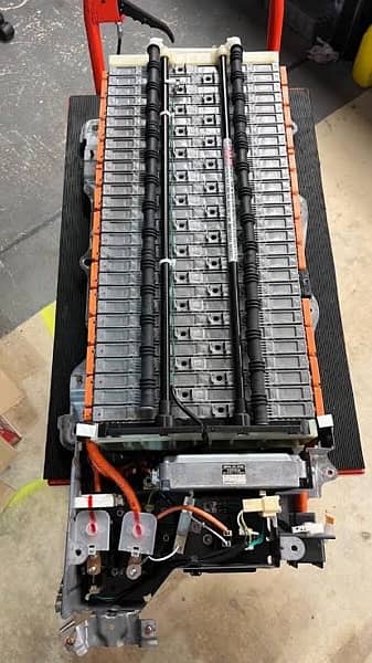 Toyota aqua and prius battery available 2