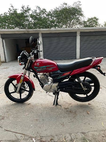 Yamaha YB 125zdx 0