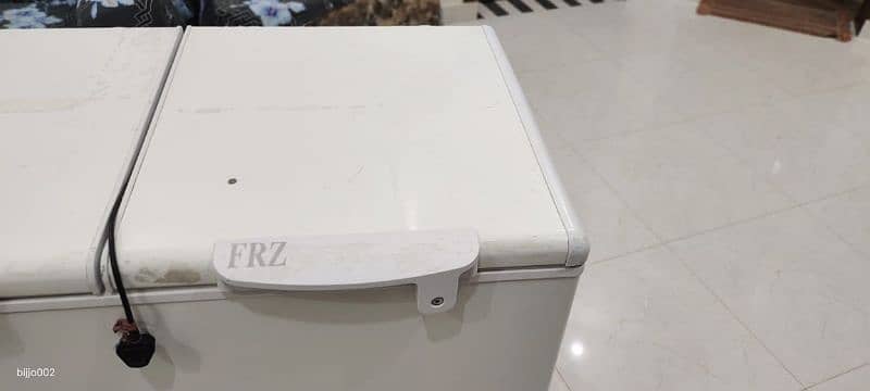 Haier 2door inverter freezer 10