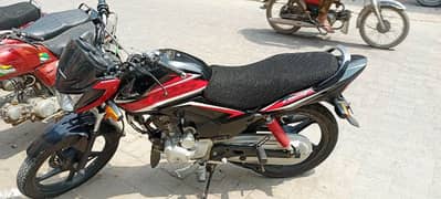 Honda CB125F