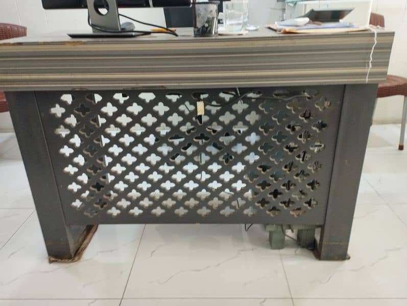 02 office table furniture with iron stand 8