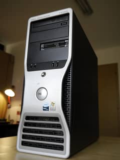 DELL T5400 8 Core 16 GB Ram Workstation