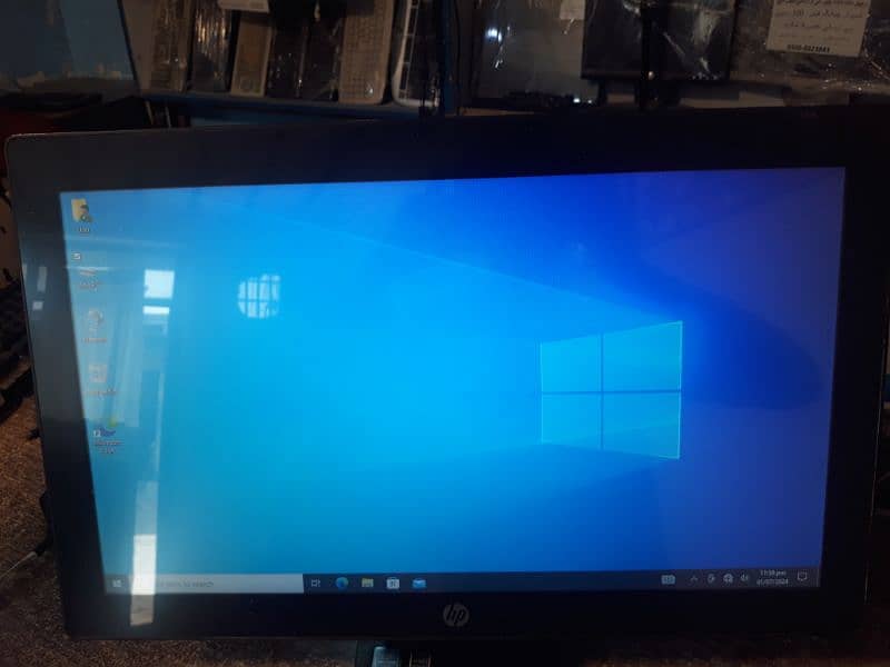 hp all in 1 system with touch screen 0