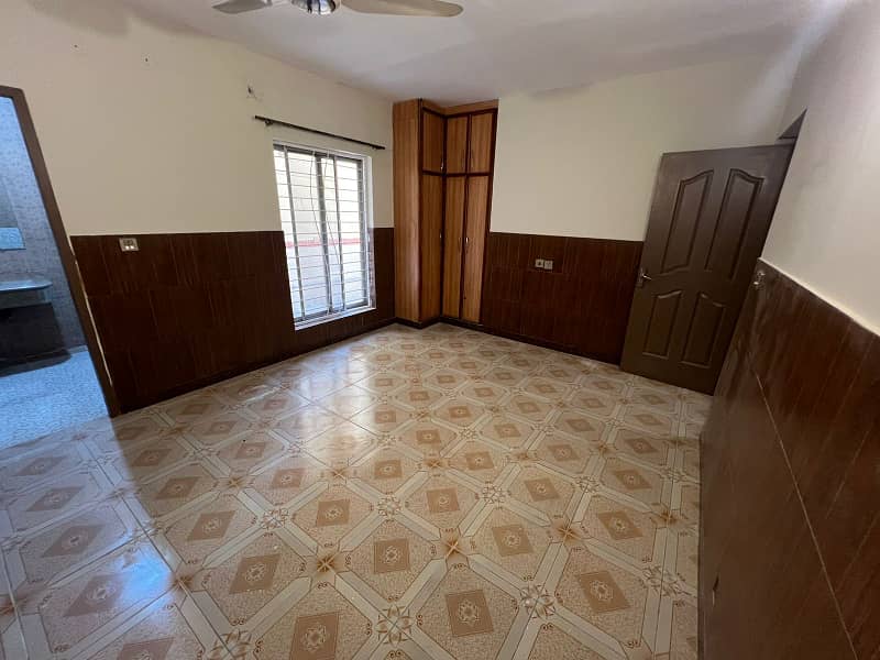 10 Marla Beautiful House Available For Rent in Lake City Sector M-7 5