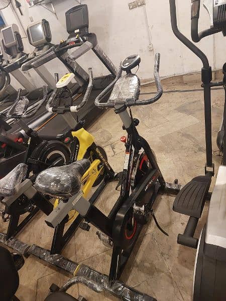 Spinning cycle / Upright bike / Gym Elleptical / Recumbent bikes 3