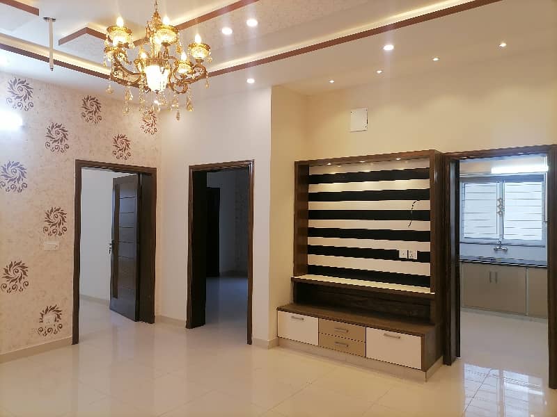 Upper Portion Of 1 Kanal In Wapda Town Phase 1 - Block E1 Is Available 0