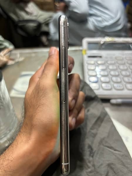 Iphone X 64GB PTA approved 4