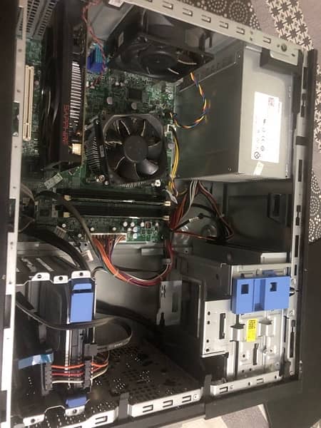 gaming pc with Amd rx550 4gb graphic card 4