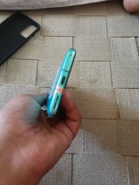 Oneplus 8t 12/256 10/10 condition 3