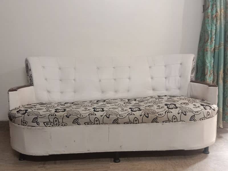 9 seater sofa set with free table (gift) 0