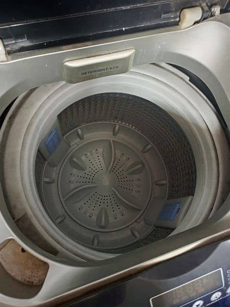 Kenwood washing machine ok condition 10kg machine 3