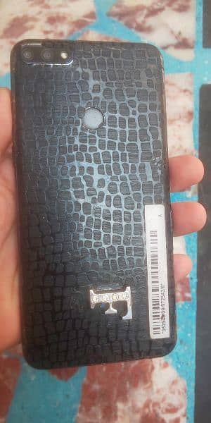 Huawei  Y7 Prime 2018 for Sell . Read description And then contact me 3