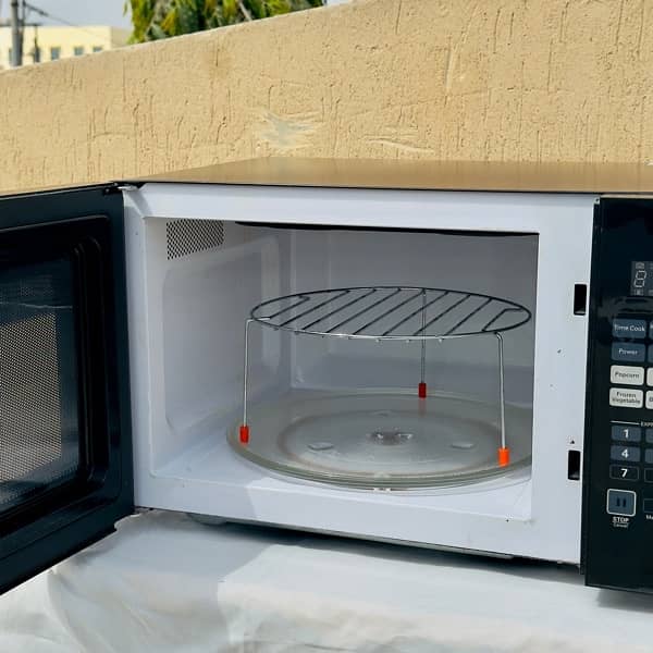 Haier 36 Liter Microwave Oven HMN-36100EGB (Grill/Cooking) 1