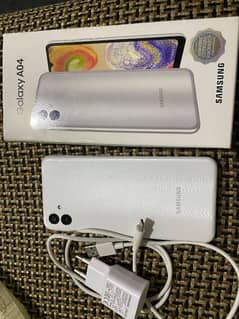 Samsung A04 3.32 with warranty white